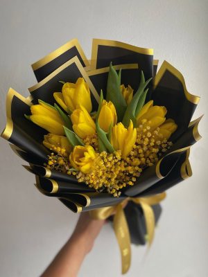 Dia de las Flores Amarillas - Bouquets de Tulipanes